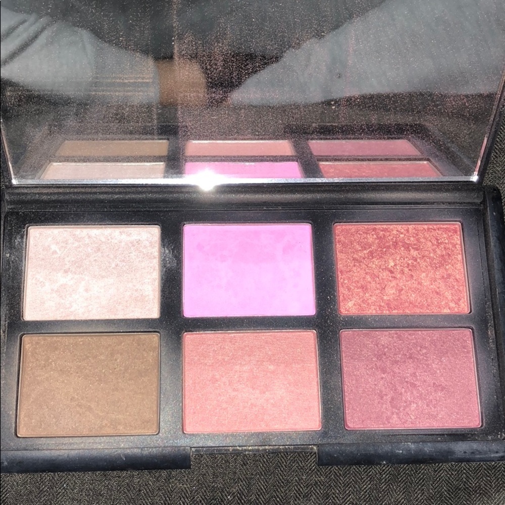 Mars Guy Bourdin cheek palette